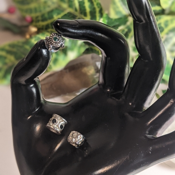 Vintage Stirling Silver Charm Beads. - Picture 2 of 9